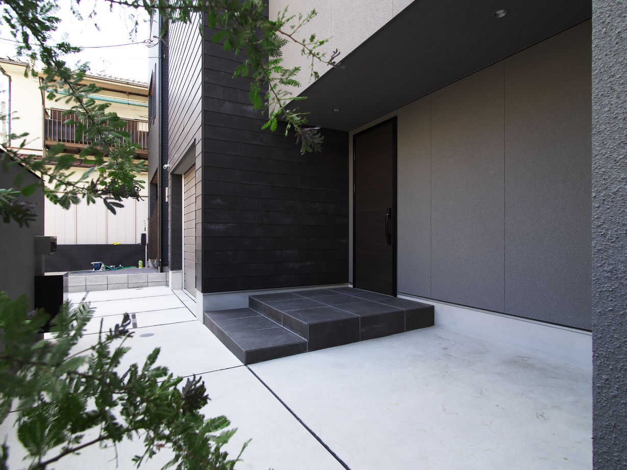 タイコーアーキテクト 【4672万円/中庭/50坪台】都市の中でも空と緑が映える3階建てビルトインガレージハウス『空と庭の家』の建築実例画像11