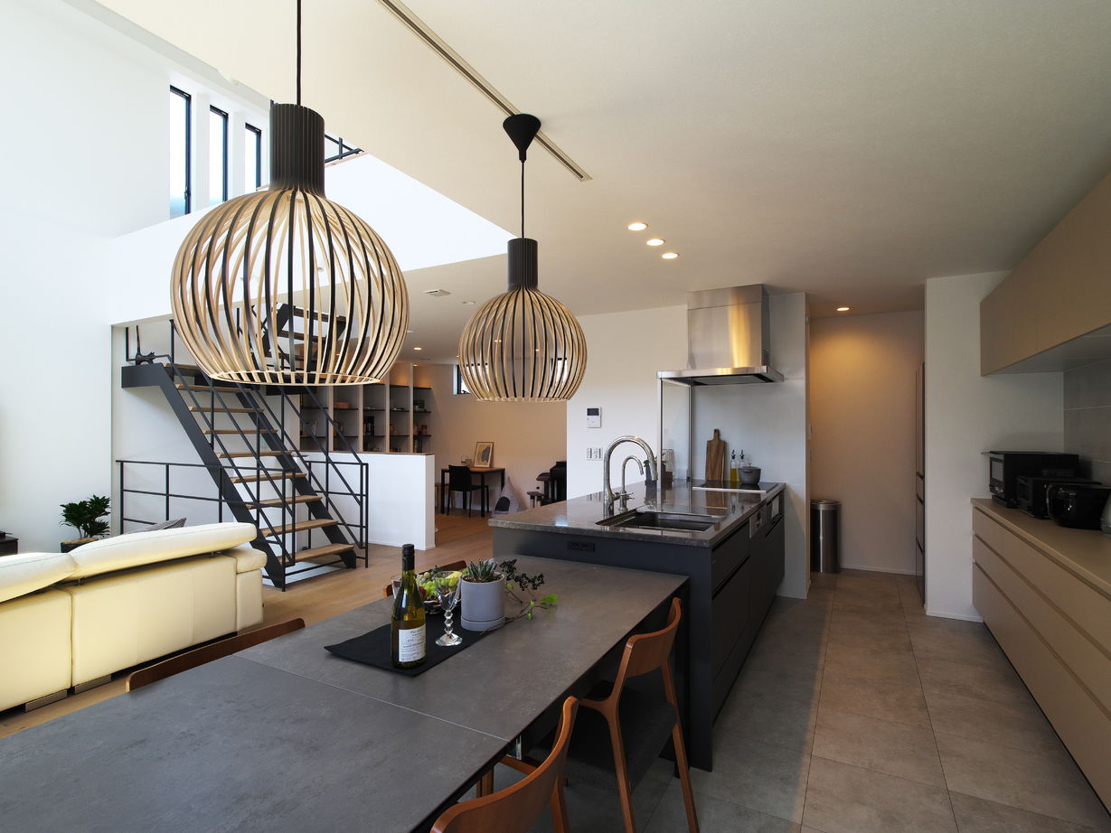 タイコーアーキテクト 【4672万円/中庭/50坪台】都市の中でも空と緑が映える3階建てビルトインガレージハウス『空と庭の家』の建築実例画像15