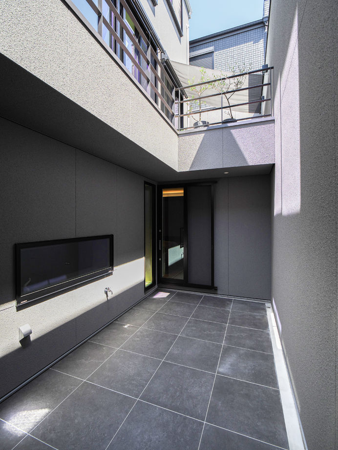 タイコーアーキテクト 【4672万円/中庭/50坪台】都市の中でも空と緑が映える3階建てビルトインガレージハウス『空と庭の家』の建築実例画像19