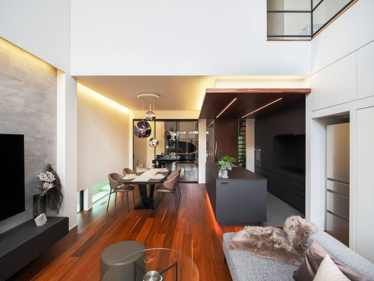 タイコーアーキテクト 【4919万円/間取り図有/2階建て/車2台駐車可能/40坪台】モダンなインテリアに囲まれて趣味を楽しむ家の建築実例画像4