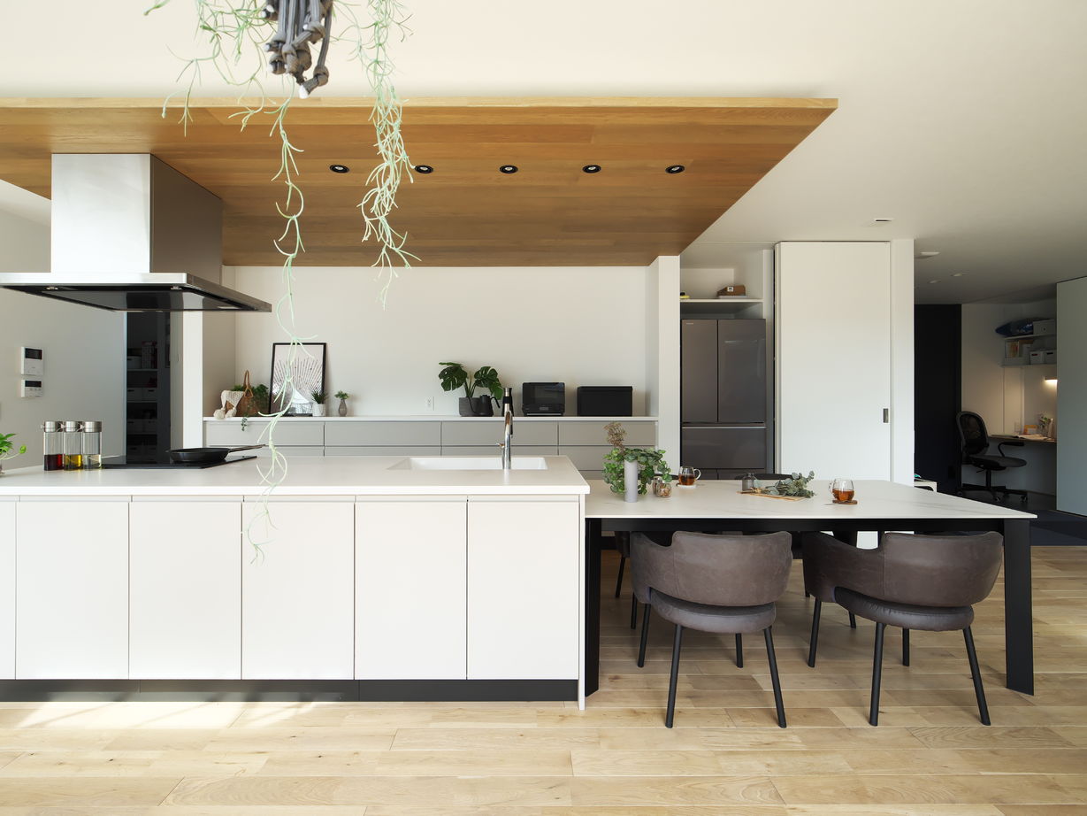 タイコーアーキテクト 【4925万円/間取り図あり/70坪台】2台駐車可能！日当たり＆開放感抜群のビルトインガレージハウスの建築実例画像5