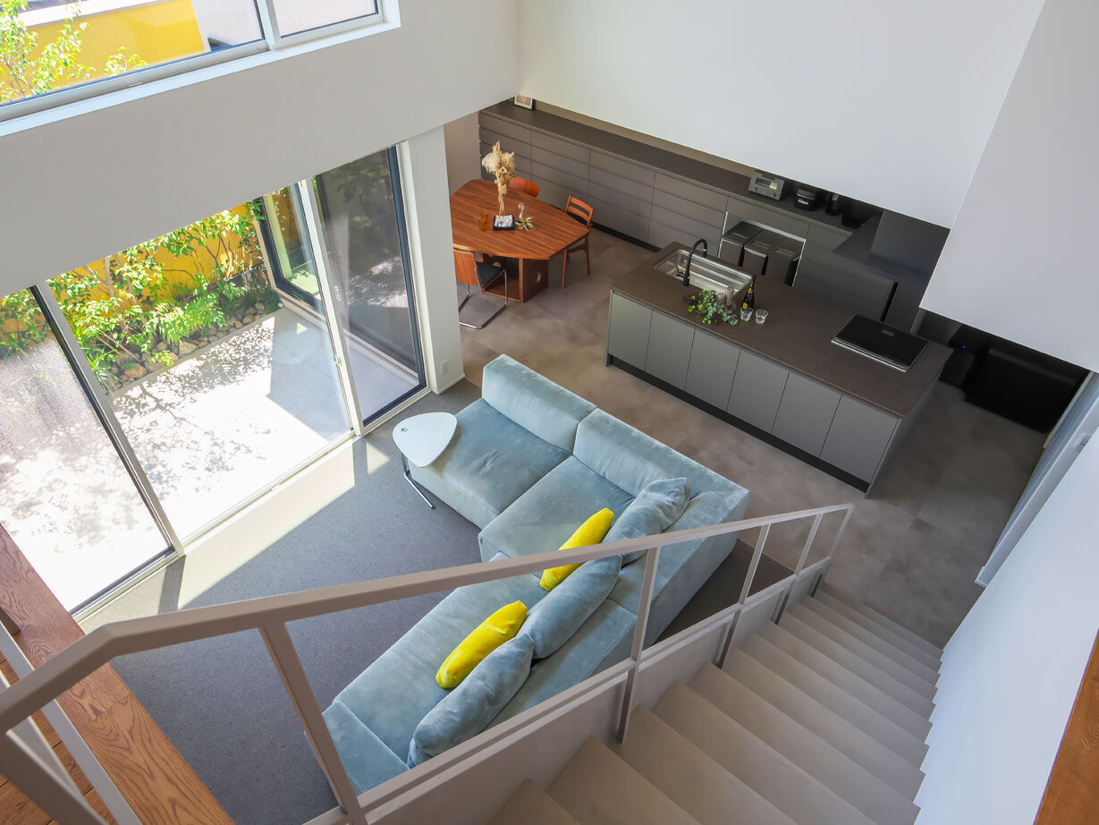 タイコーアーキテクト 【5114万円/間取り図あり/70坪台】2台駐車可能！緑豊かな中庭・バルコニーのあるインナーガレージハウスの建築実例画像7