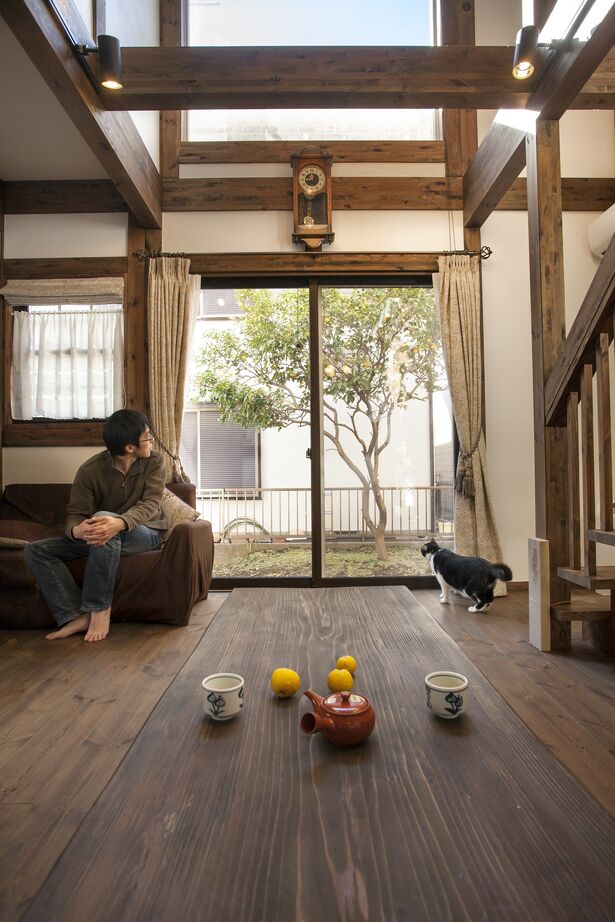 綿半林業 【1000万円台/ひのき】リモートワークにも最適！木と本の匂い漂う「昭和レトロを感じる家」の建築実例画像3