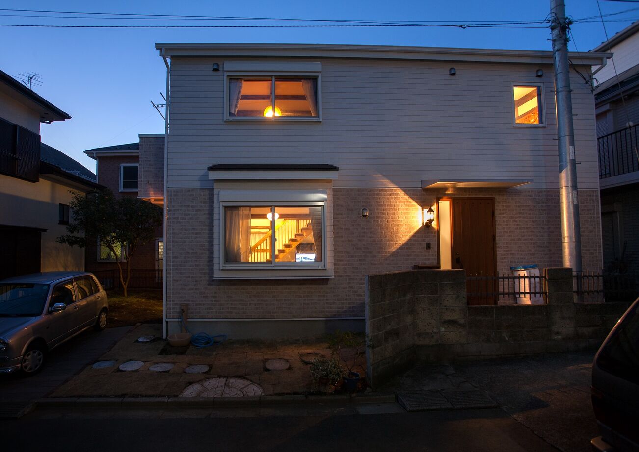 綿半林業 【1000万円台/ひのき】リモートワークにも最適！木と本の匂い漂う「昭和レトロを感じる家」の建築実例画像19