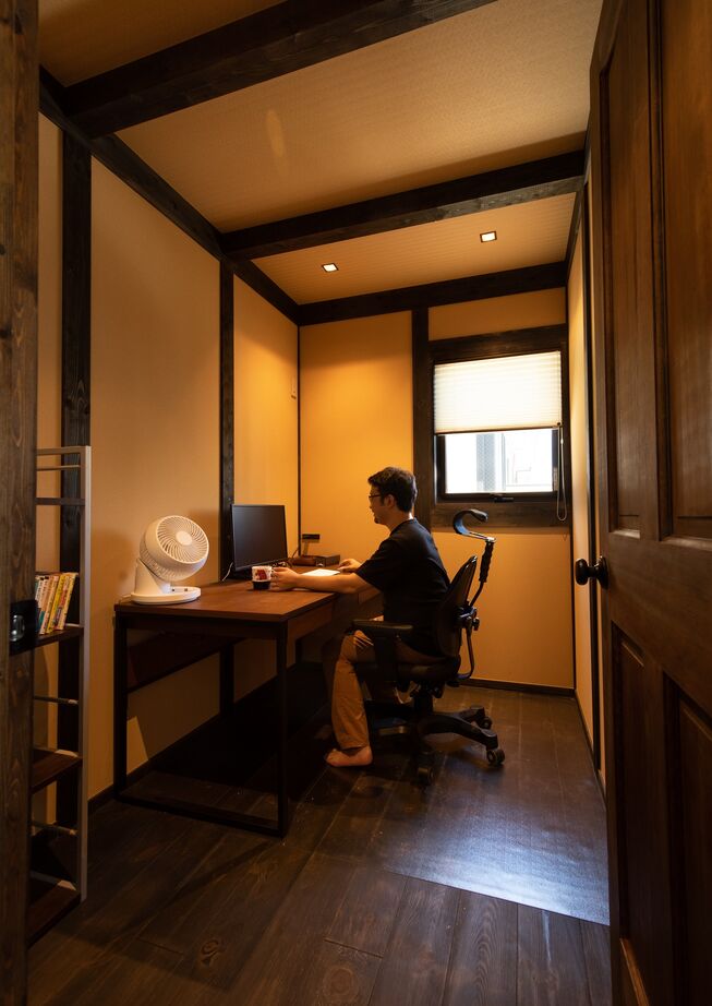 綿半林業 【1000万円台/ひのき/おうち時間】リモートワークも家族の団らんも叶えた和モダンの家の建築実例画像8