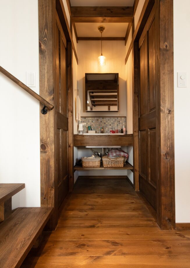 綿半林業 【1000万円台/ひのき/おうち時間】リモートワークも家族の団らんも叶えた和モダンの家の建築実例画像9