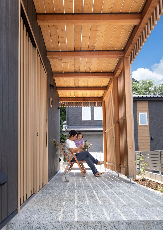 綿半林業 【ひのき/2000万円台前半/土間/玄関手洗い】和風旅館のような非日常空間に心癒される2階リビングの家の建築実例画像9