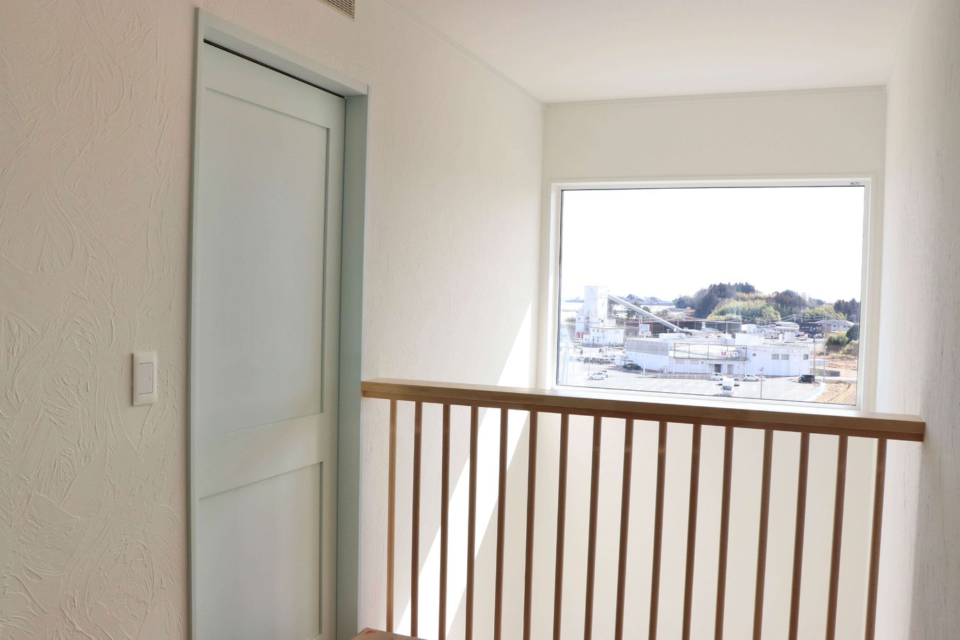 SORAie 【自然素材/子育て世帯/間取り図有】家族の繋がりを大切にしたゆったり過ごせる住まいの建築実例画像6