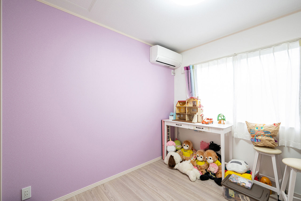 マテリアル・パレット 【2000万円台/約29坪/変形地/間取り】山間地の難しい土地をムダなく活用。緑を見晴らす眺めのいい家の建築実例画像9