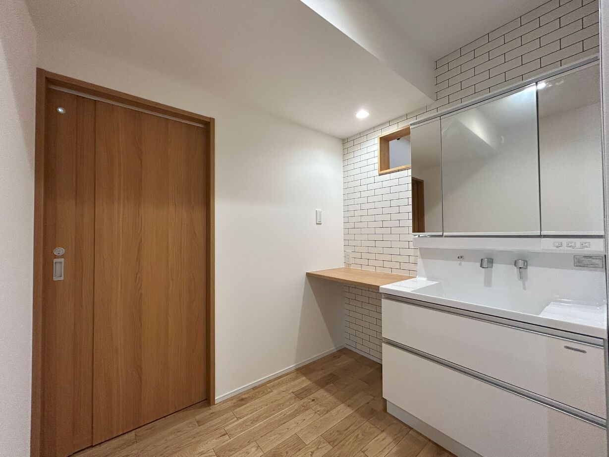 赤野住宅工房 家族をゆるやかにつなぐ、吹き抜けリビングのある家の建築実例画像5