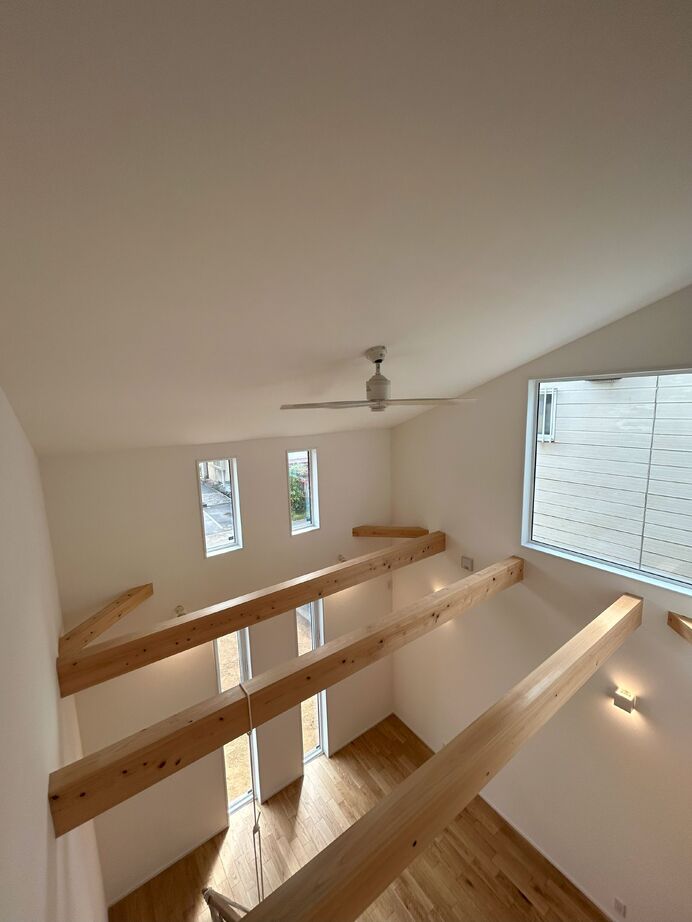 赤野住宅工房 家族をゆるやかにつなぐ、吹き抜けリビングのある家の建築実例画像8