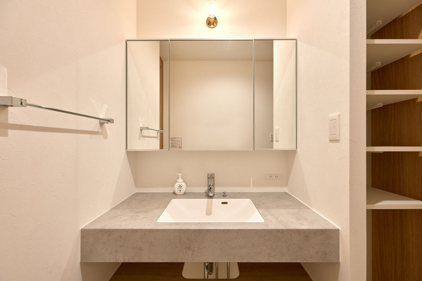 東亜ハウス 【テラス/収納充実/北欧風/家事ラク】信頼できる担当者と叶えた理想のマイホーム｜30坪の建築実例画像8