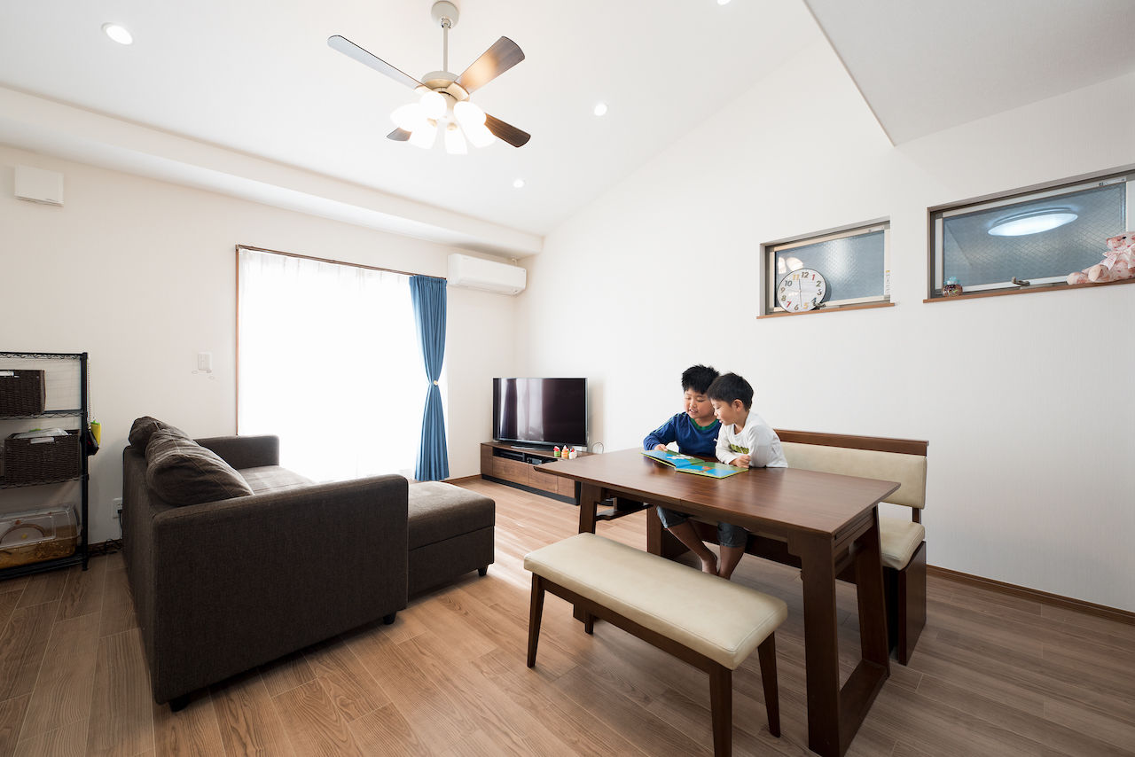 太平建設 【完全分離二世帯住宅/57坪/間取り図】収納充実ですっきり親子3世帯が広々暮らせる住まいの建築実例画像3