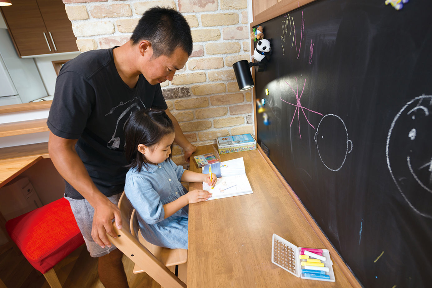 ウィザースホーム 【2000万円台後半/30坪台/間取り図有】屋上に芝生の庭！家族の絆が深まる工夫を散りばめた土間収納のある家の建築実例画像4