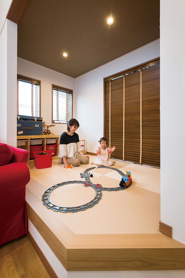 ウィザースホーム 【2000万円台後半/30坪台/間取り図有】屋上に芝生の庭！家族の絆が深まる工夫を散りばめた土間収納のある家の建築実例画像6