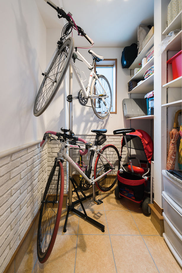 ウィザースホーム 【2000万円台後半/30坪台/間取り図有】屋上に芝生の庭！家族の絆が深まる工夫を散りばめた土間収納のある家の建築実例画像8