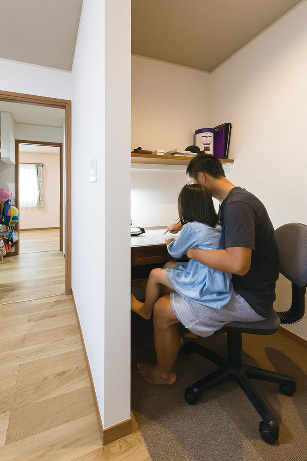 ウィザースホーム 【2000万円台後半/30坪台/間取り図有】屋上に芝生の庭！家族の絆が深まる工夫を散りばめた土間収納のある家の建築実例画像10