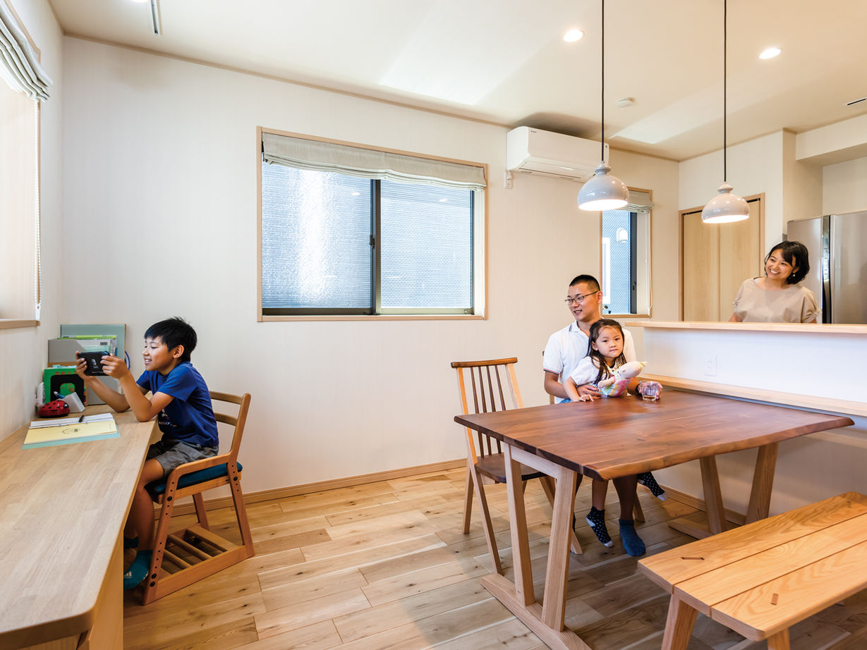 ウィザースホーム 【3000万円台/狭小/敷地面積24.1坪/間取り図有】スカイラウンジ（屋上）と広々LDKを叶えた都市型3階建住宅の建築実例画像3