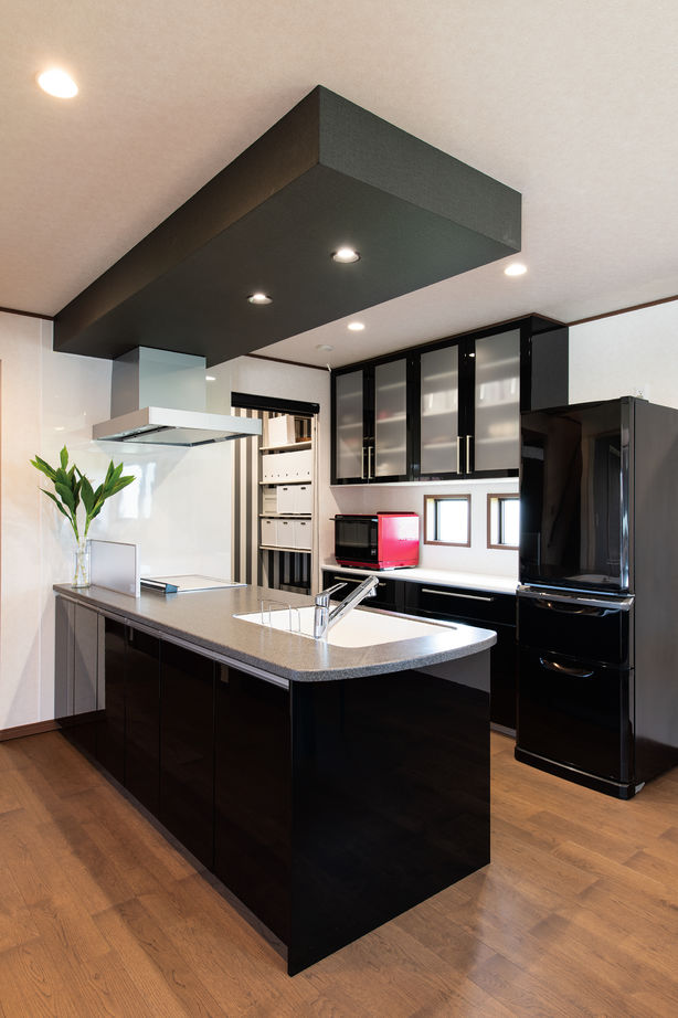 ウィザースホーム 【平屋/40坪台/間取り図有】平屋の魅力を最大限に活かし、横への広がりを意識した住まいの建築実例画像6