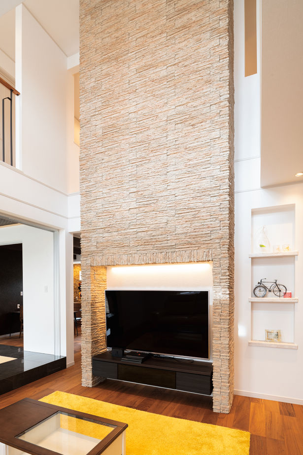 ウィザースホーム 【50坪台/間取り図有】吹き抜け、琴の間、中2階…。色褪せることのない上質を実現した住まいの建築実例画像4