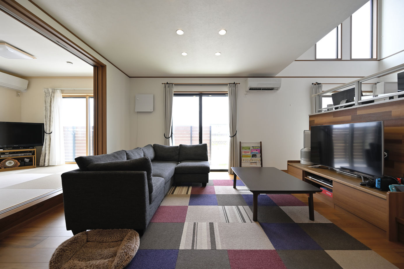 ウィザースホーム 【2700万円台/40坪台/間取り図有】6人家族と愛犬が自由に寛げるスキップフロアの住まいの建築実例画像3