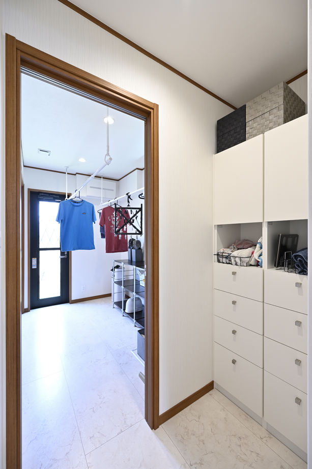 ウィザースホーム 【2700万円台/40坪台/間取り図有】6人家族と愛犬が自由に寛げるスキップフロアの住まいの建築実例画像10