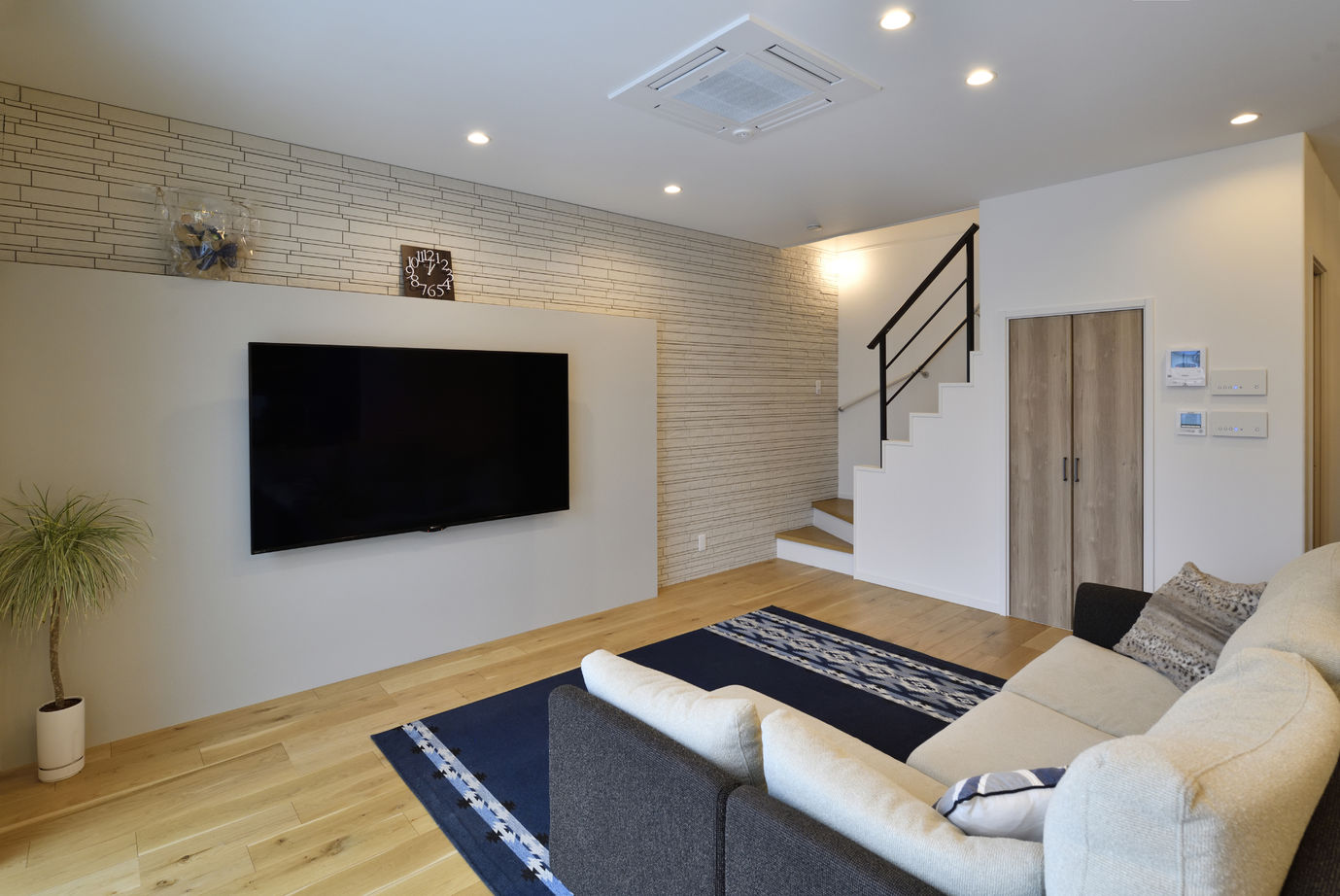 ウィザースホーム 【3000万円台/50坪台/間取り図有】家族と愛車が至福の時を過ごすガレージハウスの建築実例画像4