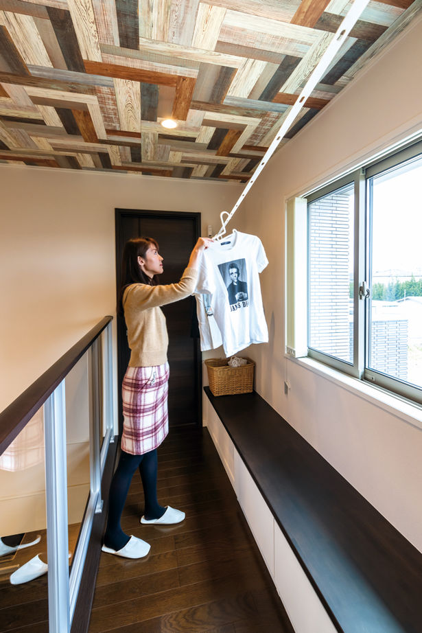 ウィザースホーム 【2000万円～2499万円／吹抜／収納充実／間取図有】開放感と暖かさ。相反するテーマを高性能で解決した家の建築実例画像6