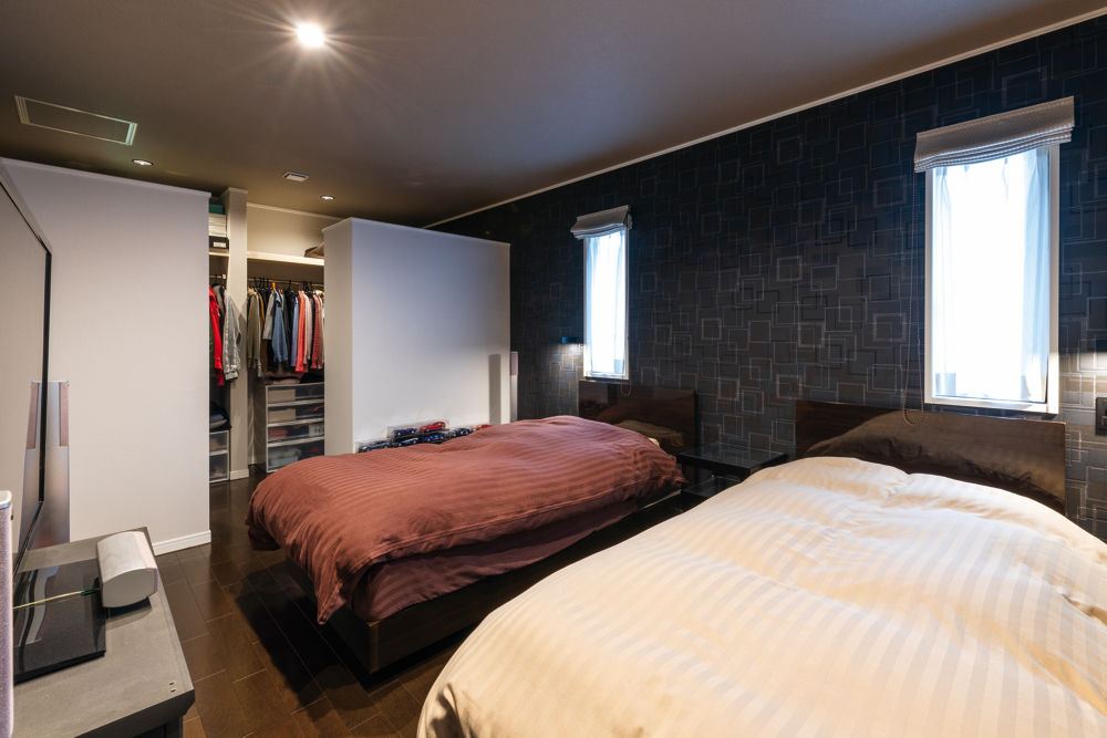 ウィザースホーム 【2000万円～2499万円／吹抜／収納充実／間取図有】開放感と暖かさ。相反するテーマを高性能で解決した家の建築実例画像8