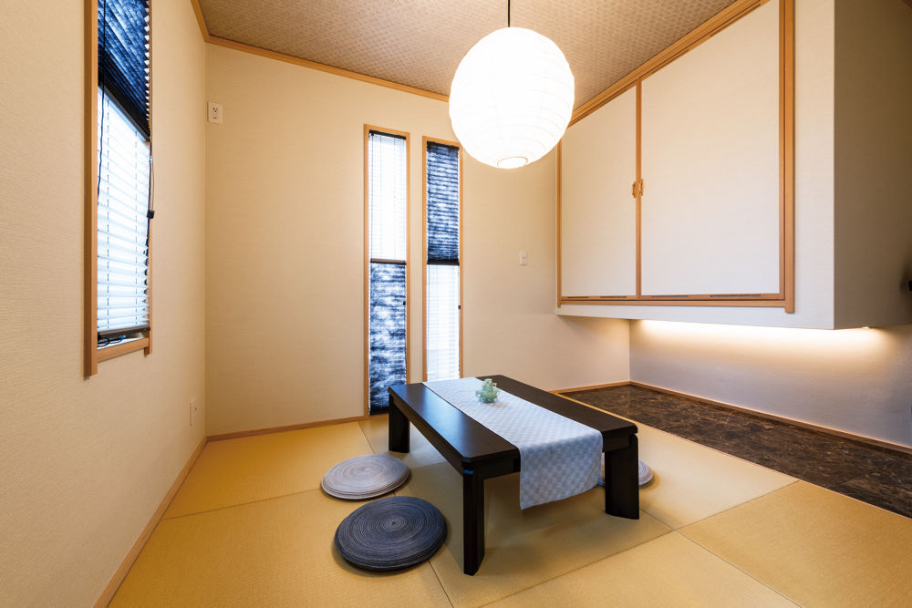 ウィザースホーム 【2000万円～2499万円／吹抜／収納充実／間取図有】開放感と暖かさ。相反するテーマを高性能で解決した家の建築実例画像9