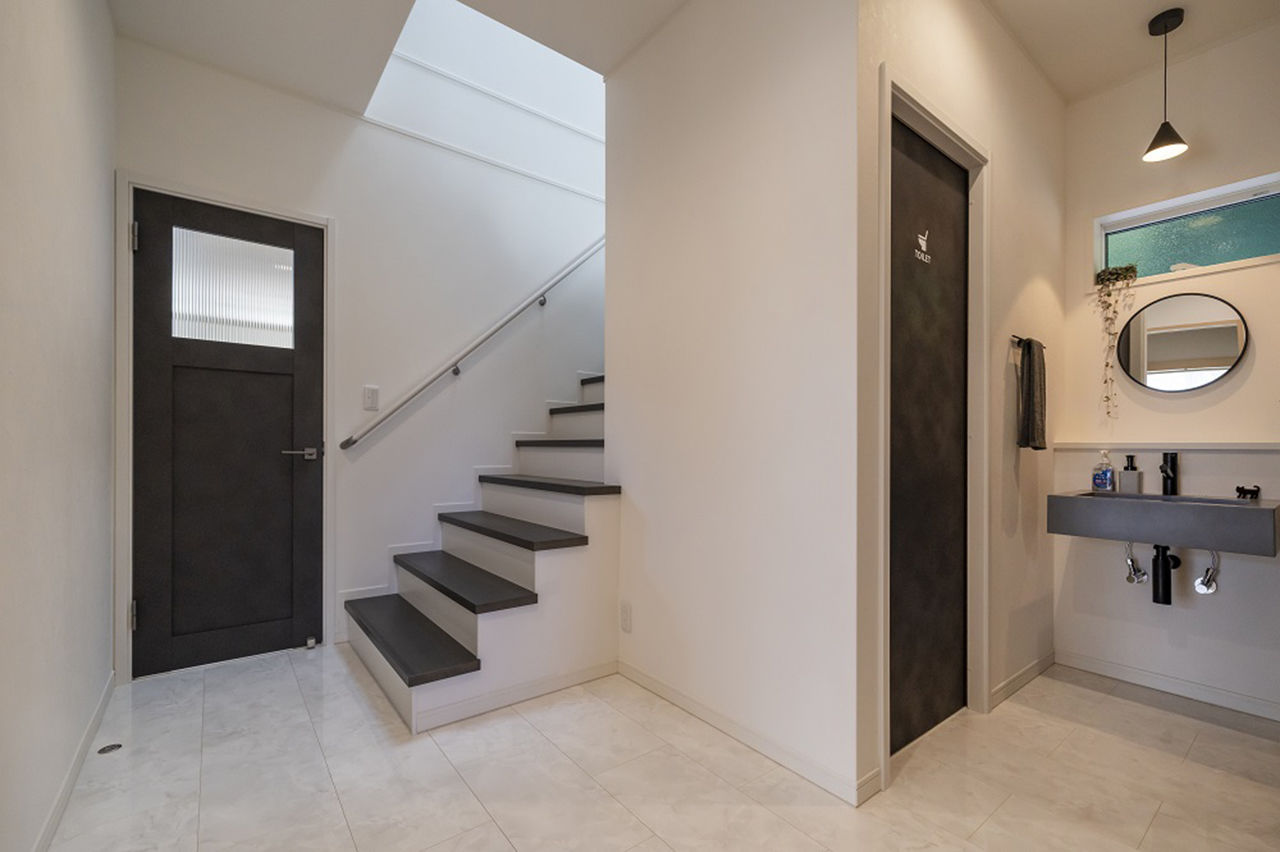 ウィザースホーム 【3500万円～3999万円／太陽光／吹き抜け／間取図有】旧家の面影と快適な暮らしが調和した風格ある住まいの建築実例画像8