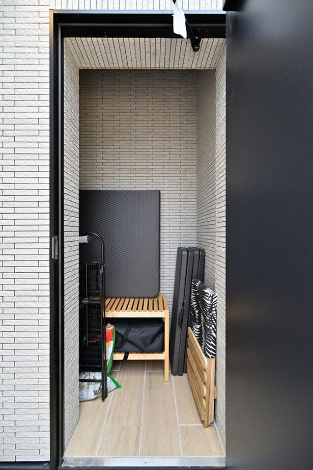 ウィザースホーム 【3500万円／中庭／収納充実／間取図】中庭と天井高2.6mのリビングにより、伸びやかな開放感を楽しむ家の建築実例画像15