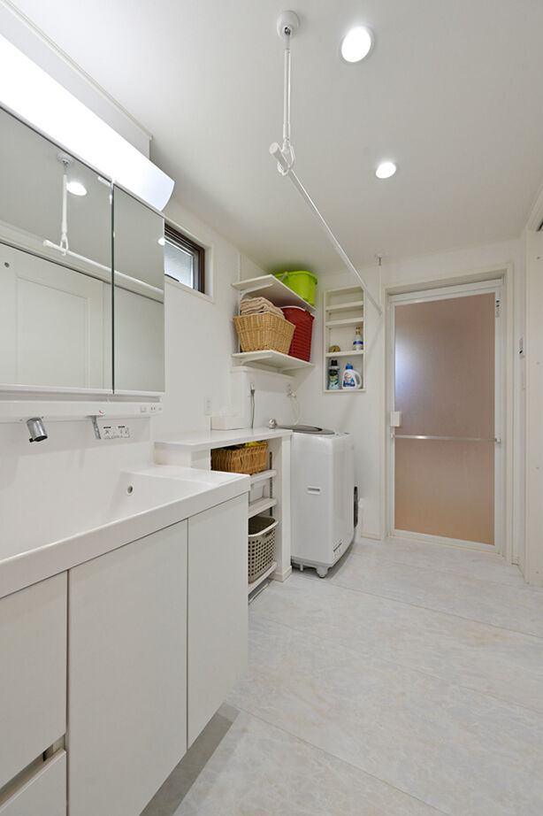 ウィザースホーム 【3600万円／ビルトインガレージ／間取図】アンティーク家具が似合う空間とクラシカルなガレージのある家の建築実例画像13