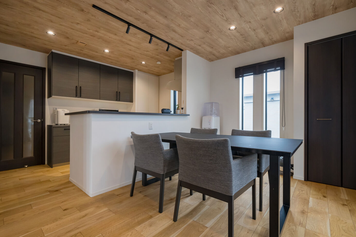 ウィザースホーム 【2400万円／収納充実／間取図】災害時に備え防災レジプラグ採用。カフェ風インテリアにもこだわった住まいの建築実例画像4