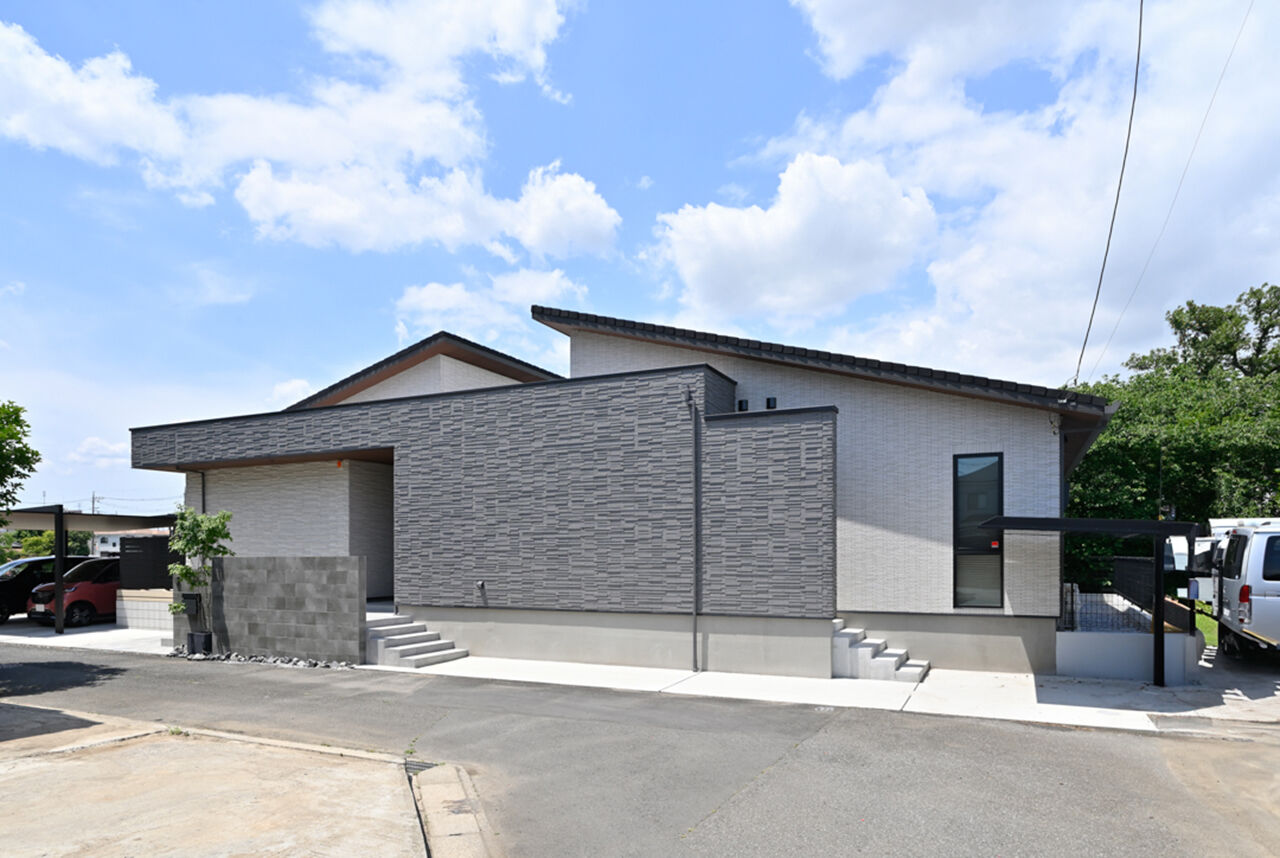 ウィザースホーム 【5600万円／平屋／中庭／間取図】中庭テラスが彩る、大空間の平屋。開放的なプライベート空間にくつろぐの建築実例画像3