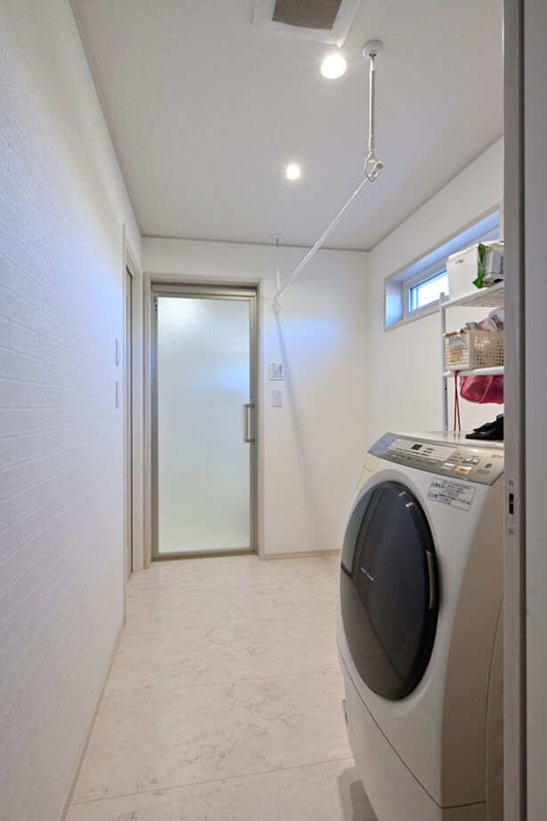 ウィザースホーム 【3000万円／収納充実／家事動線／間取図】収納＆回遊動線が使いやすい、家族がのびのび暮らせる住まいの建築実例画像7