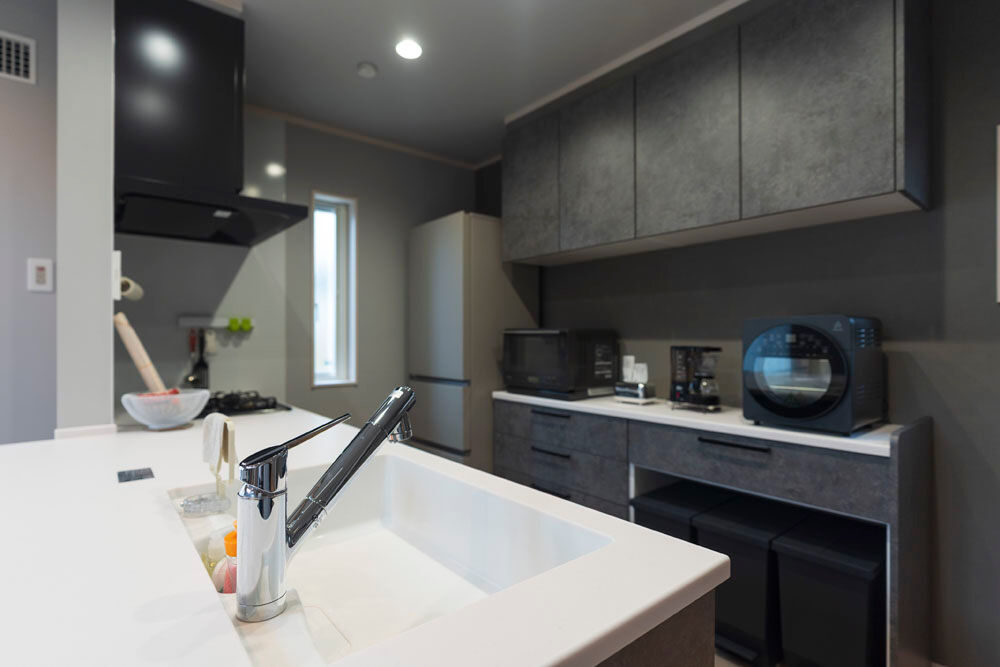 高勝の家 【仙台市｜吹き抜け｜ペット共生】愛猫が吹き抜けを行き来して遊ぶ、スケルトンを活かした光あふれる家の建築実例画像5