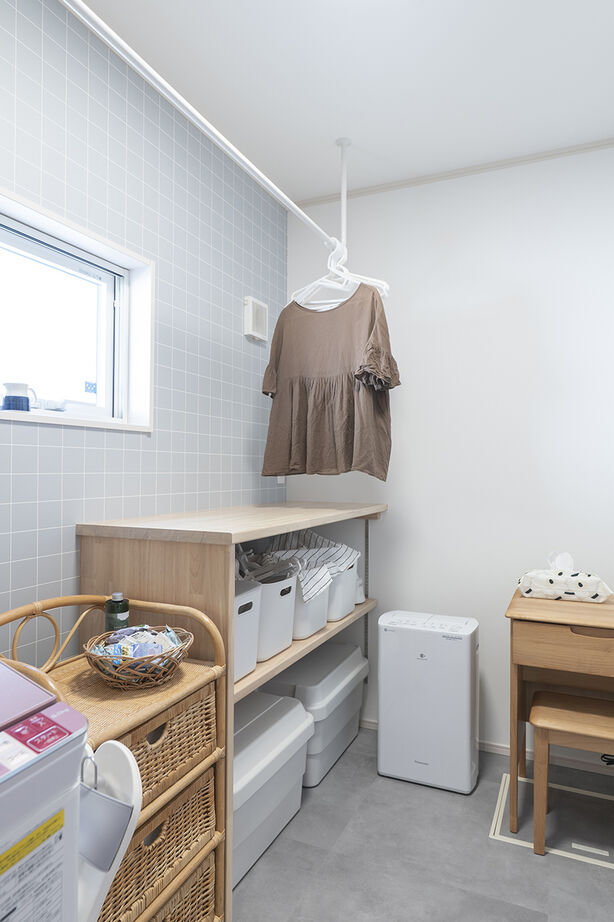 高勝の家 【仙台市｜間取り図有】大好きなインテリアが映えるやわらかな家。趣味のスペースも設けて暮らしが充実の建築実例画像4