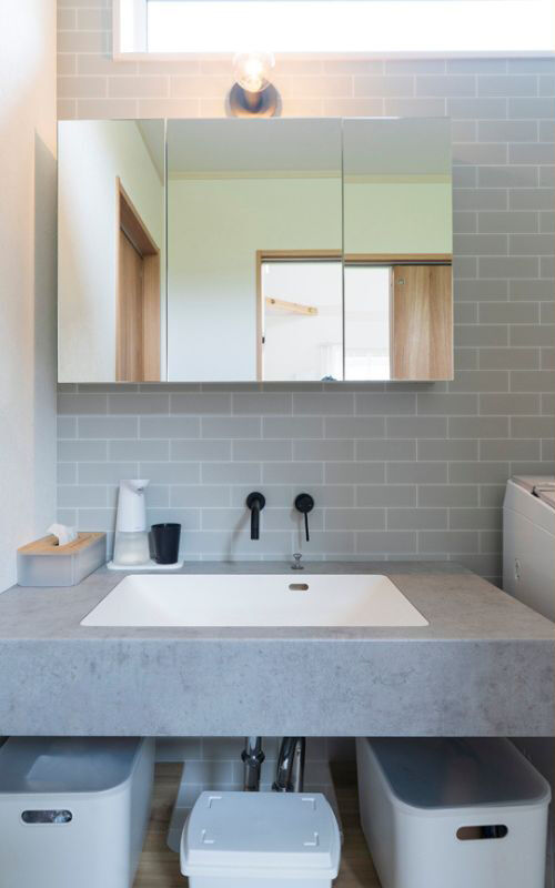 高勝の家 【間取り図有｜吹き抜け】エアコン1台で夏も冬も快適に過ごせる、吹き抜けリビングが開放的な家の建築実例画像7