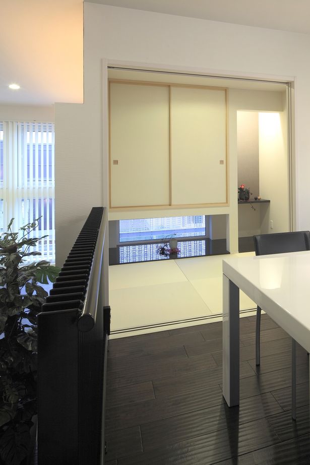 ジョイフルホーム 【札幌市/2000～2500万円/バイク/2階リビング】札幌市内で叶えたビルトインガレージハウスの建築実例画像7