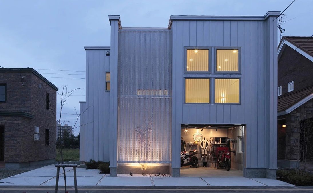 ジョイフルホーム 【札幌市/2000～2500万円/バイク/2階リビング】札幌市内で叶えたビルトインガレージハウスの建築実例画像9