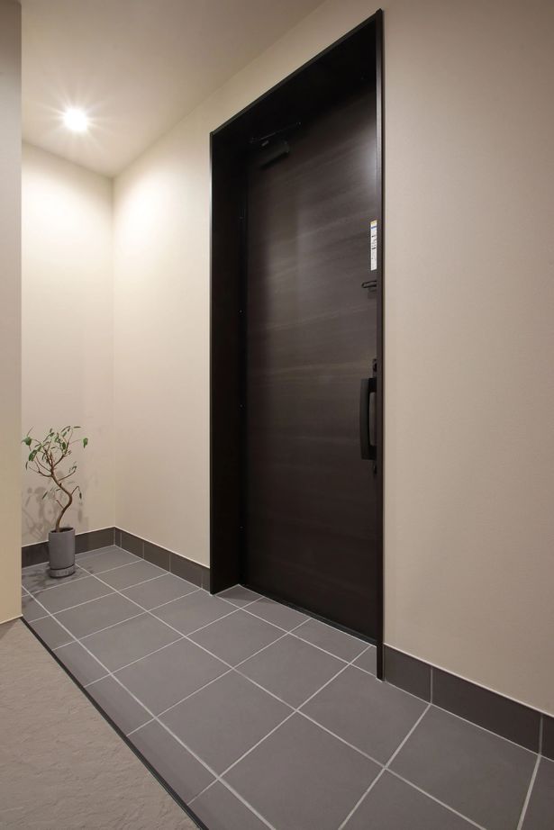 ジョイフルホーム 【札幌市/3LDK間取図あり/4500~5000万円】らせん階段、インナーガレージのあるモダンな邸宅の建築実例画像6