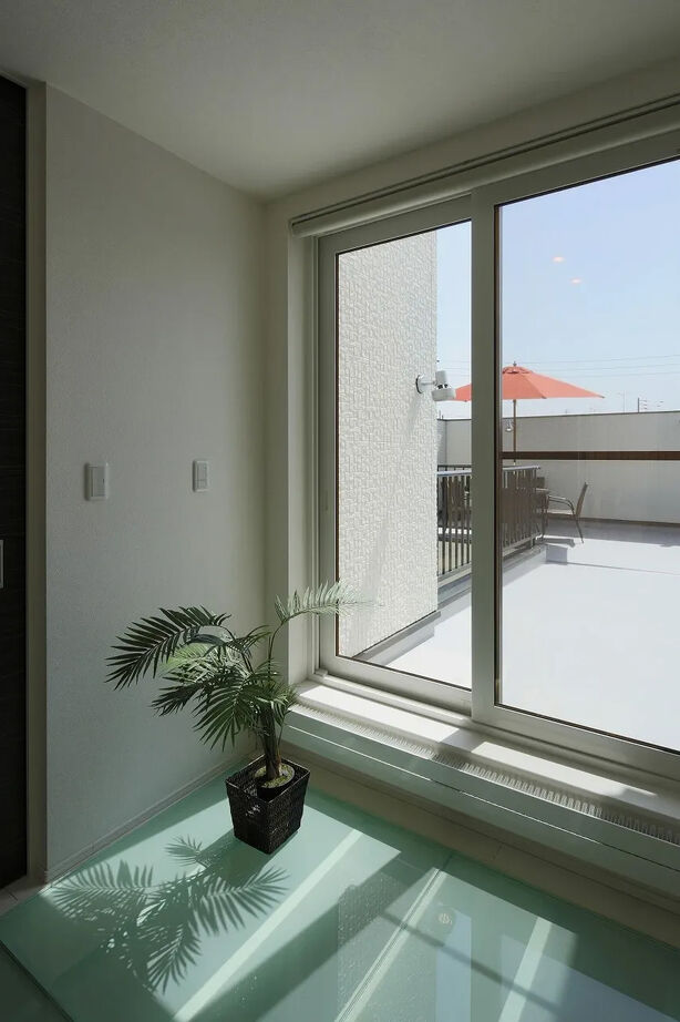 ジョイフルホーム 【札幌市／4000万円～／ビルトインガレージ／ルーフテラス】屋上庭園で、プチ・リゾート感のある暮らしの建築実例画像7