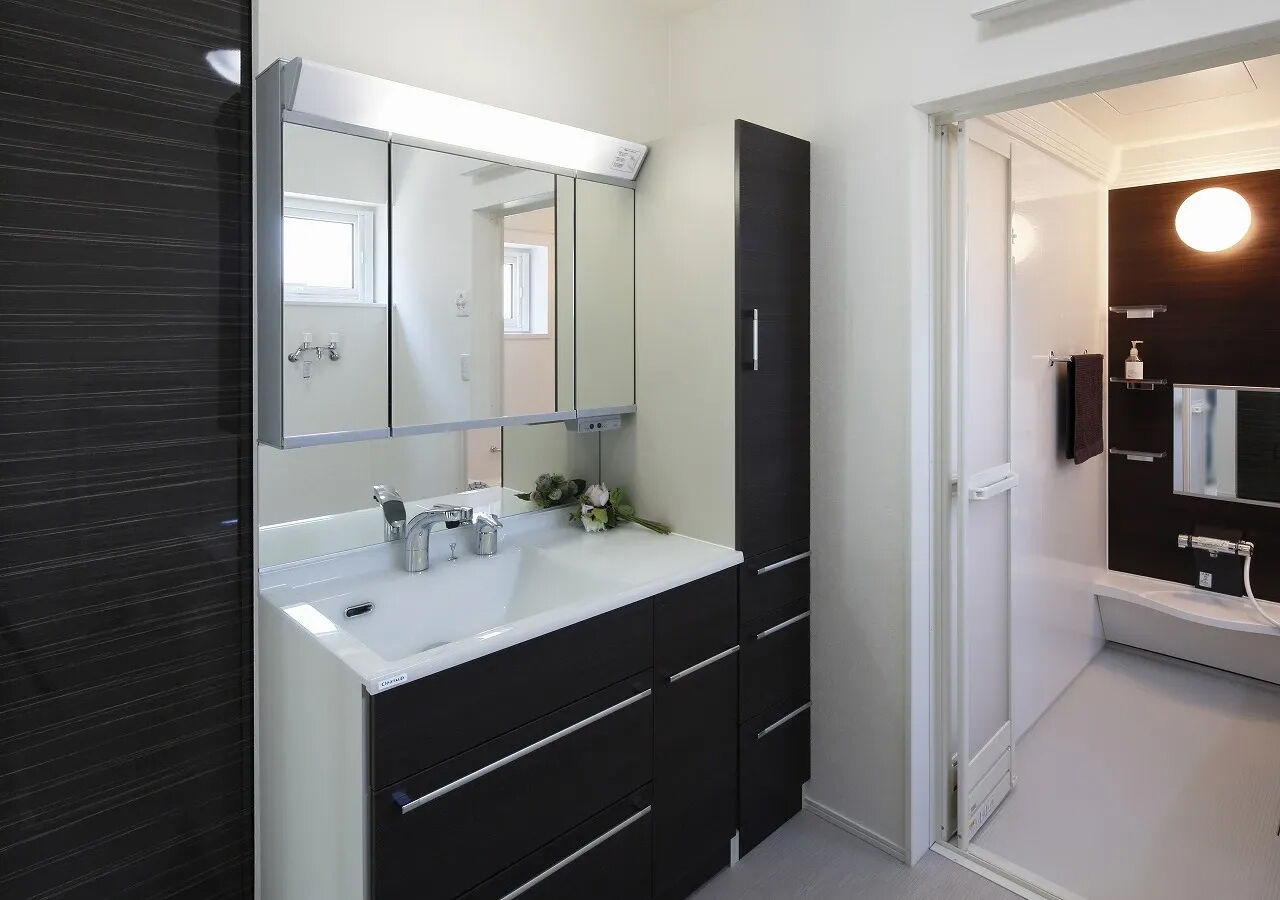 ジョイフルホーム 【札幌市／4000万円～／ビルトインガレージ／ルーフテラス】屋上庭園で、プチ・リゾート感のある暮らしの建築実例画像9