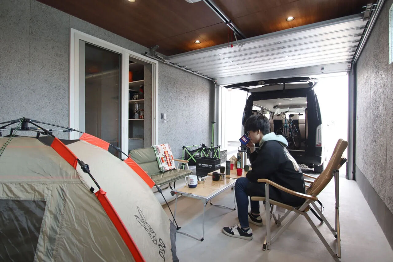 ジョイフルホーム 【札幌市／4000万円～／ビルトインガレージ／２階LDK】家族と、仲間と、趣味を愉しむガレージハウスの建築実例画像2