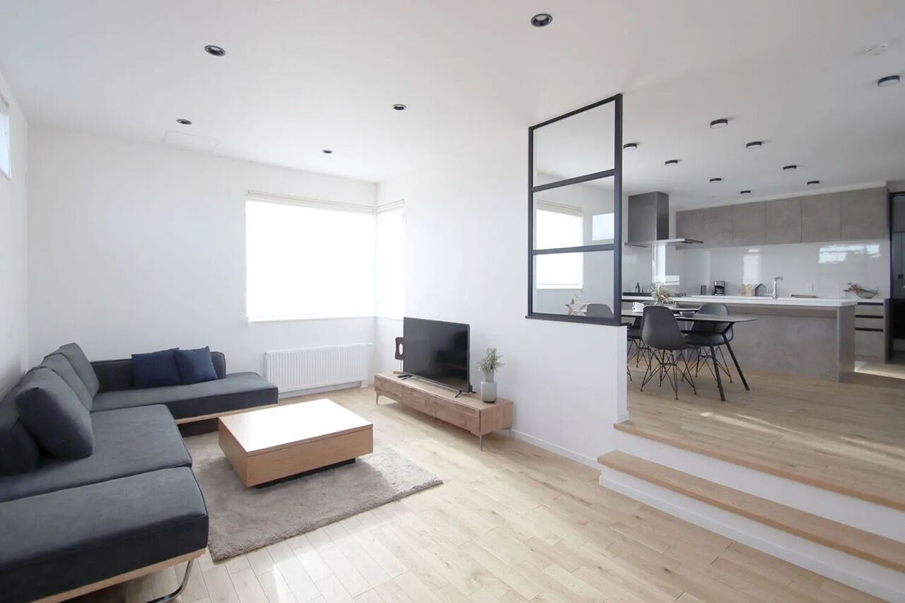 ジョイフルホーム 【札幌市／4000万円～／ビルトインガレージ／２階LDK】家族と、仲間と、趣味を愉しむガレージハウスの建築実例画像4