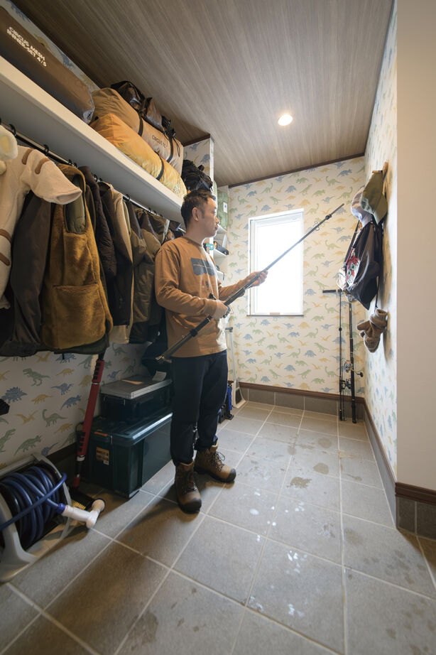 藤和建業（パナソニックビルダーズグループ） 【札幌市/2LDK間取図】アウトドア用品を並べられる土間収納に感激。回遊動線や広々キッチンも理想通りの建築実例画像7