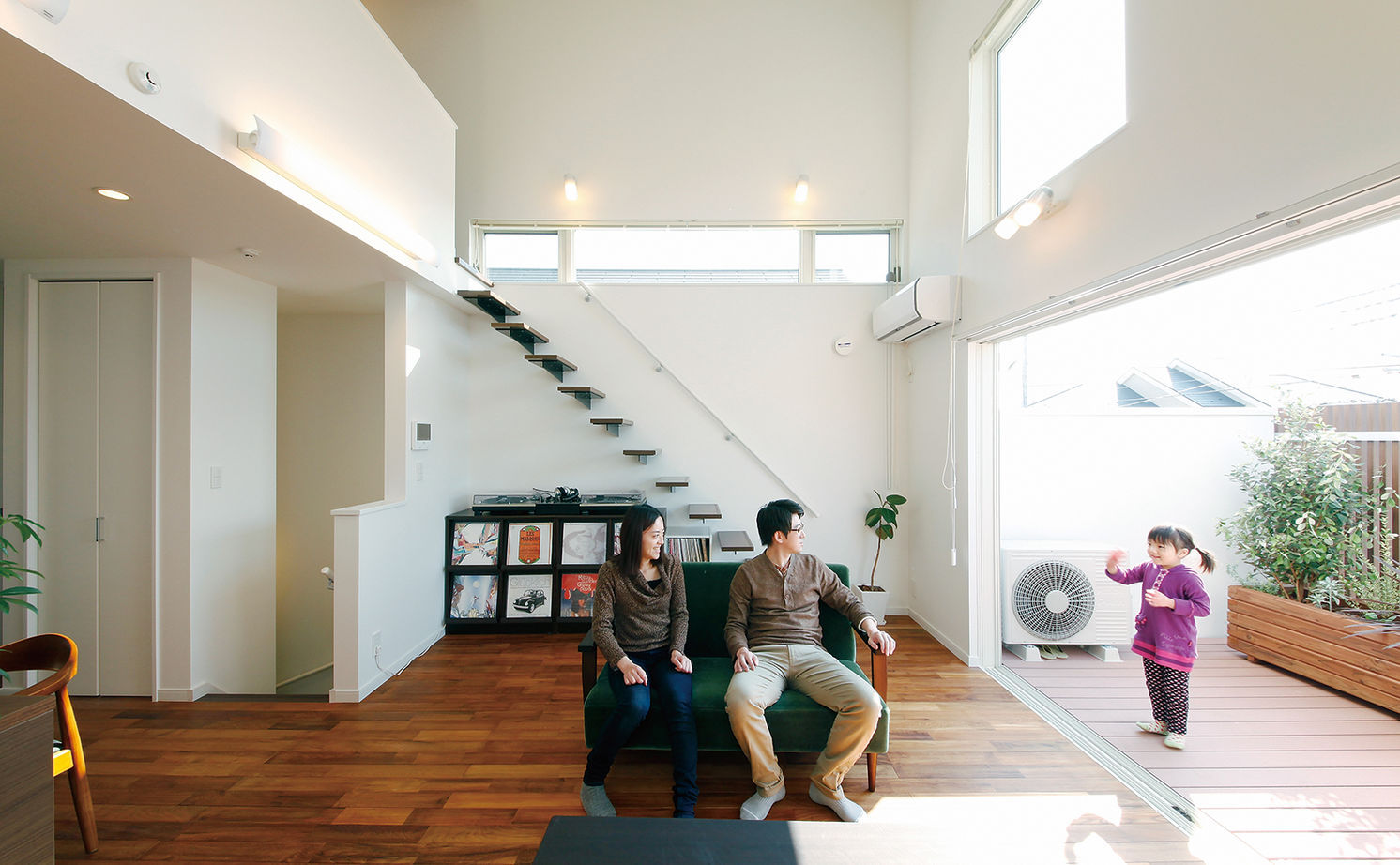 八幡 【東京ゼロエミ水準3/2000万円台/25坪/間取り図】吹き抜けと大開口が生む明るく開放的にのびのび暮らせる家の建築実例画像10