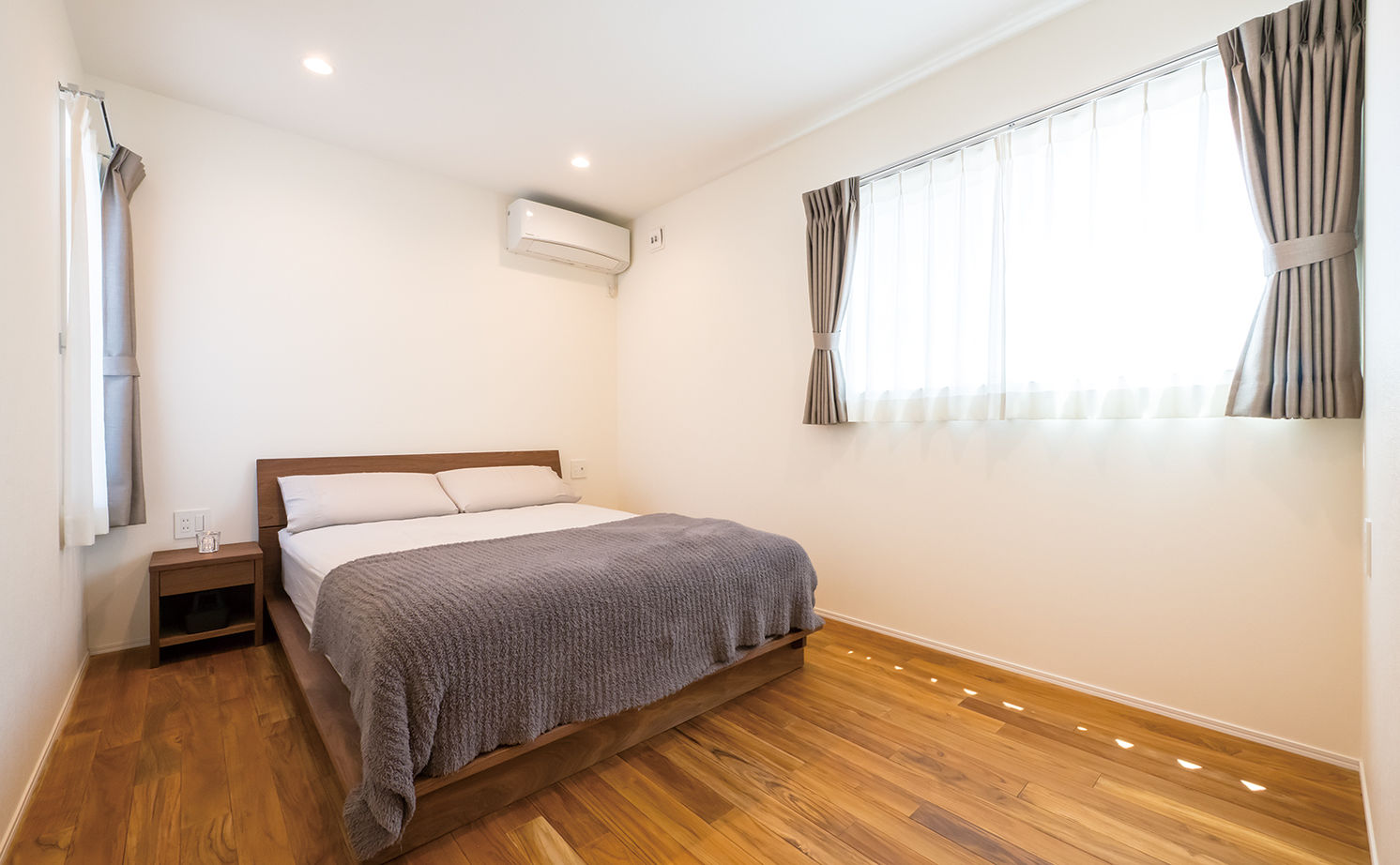 八幡 【東京ゼロエミ水準3/31坪/間取り図】アウトドア派も満足の収納力抜群なビルトインガレージの箱型外観な家の建築実例画像10