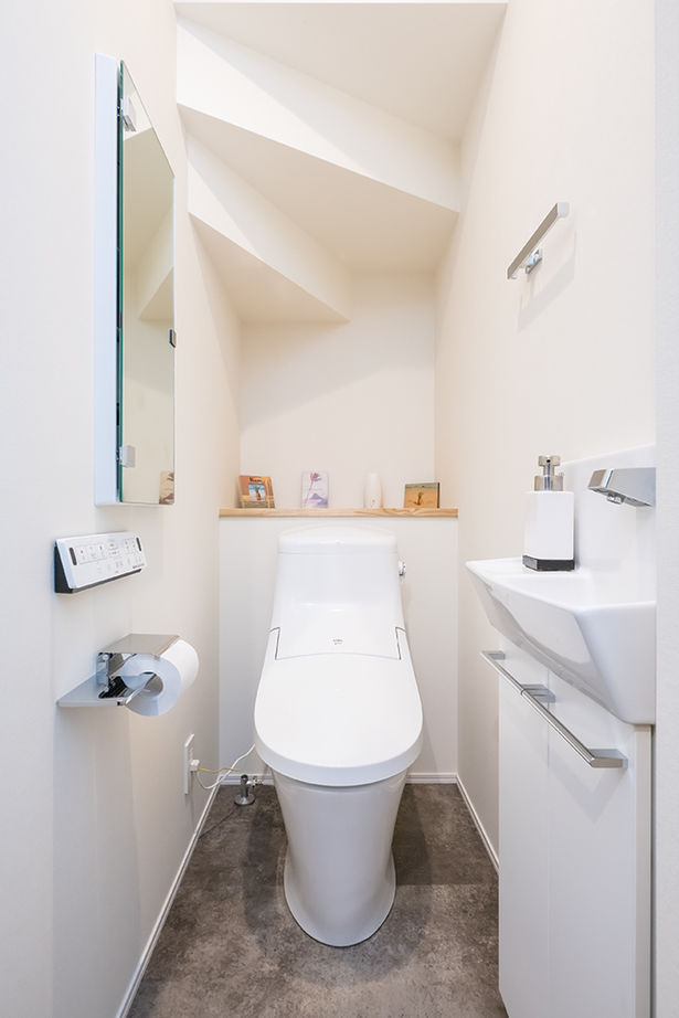 八幡 【東京ゼロエミ水準3/31坪/間取り図】アウトドア派も満足の収納力抜群なビルトインガレージの箱型外観な家の建築実例画像13